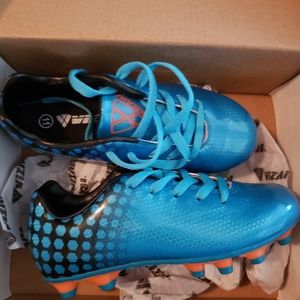 Soccer cleats